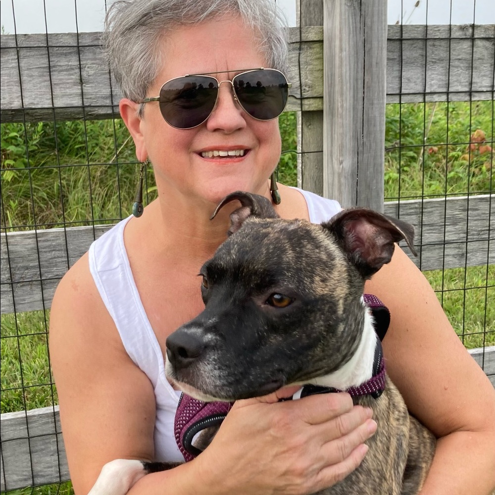 Meet your Posher, April